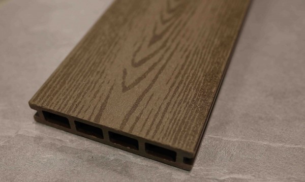 LVS-DEKING,2600X140X25mm, COKOLADA